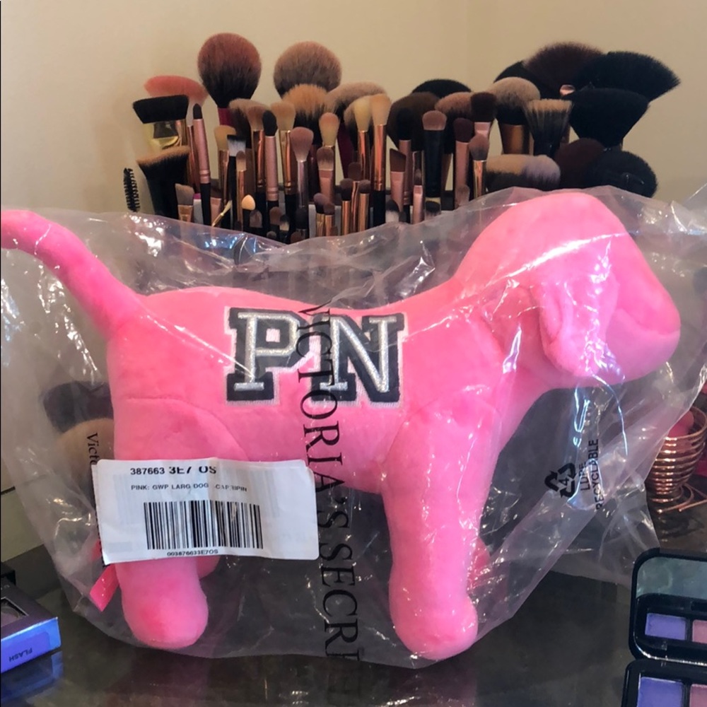 !! SOLD !! VS PINK Large Dog 🐶 ❤️❤️